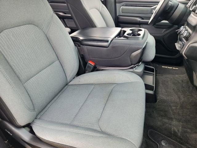 2022 RAM 1500 Big Horn Crew Cab 4x2 5'7" Box