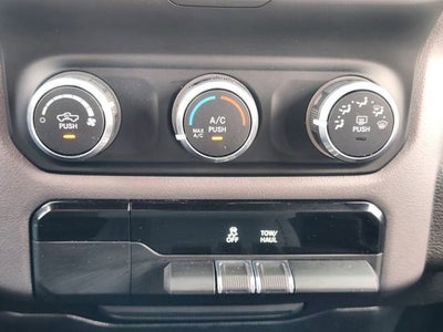 2022 RAM 1500 Big Horn Crew Cab 4x2 5'7" Box