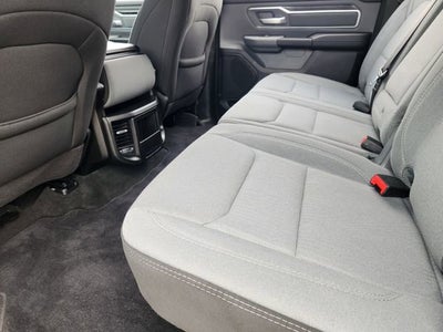 2022 RAM 1500 Big Horn Crew Cab 4x2 5'7" Box