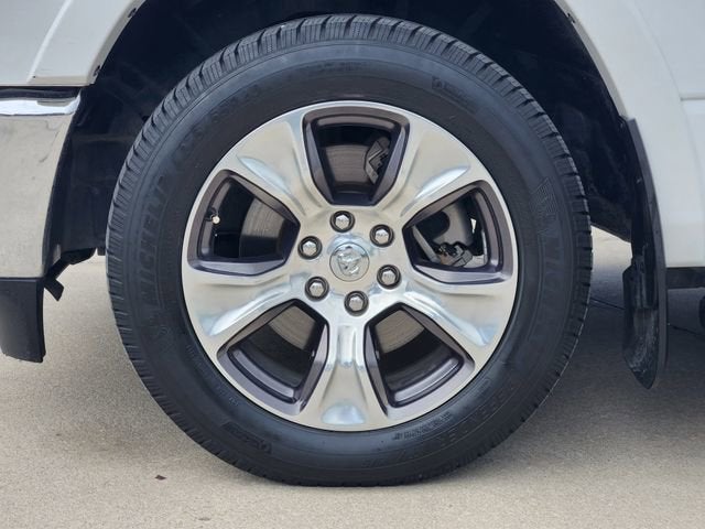 2022 RAM 1500 Laramie Crew Cab 4x2 5'7" Box