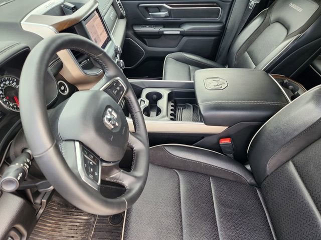 2022 RAM 1500 Laramie Crew Cab 4x2 5'7" Box