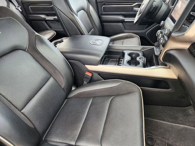 2022 RAM 1500 Laramie Crew Cab 4x2 5'7" Box