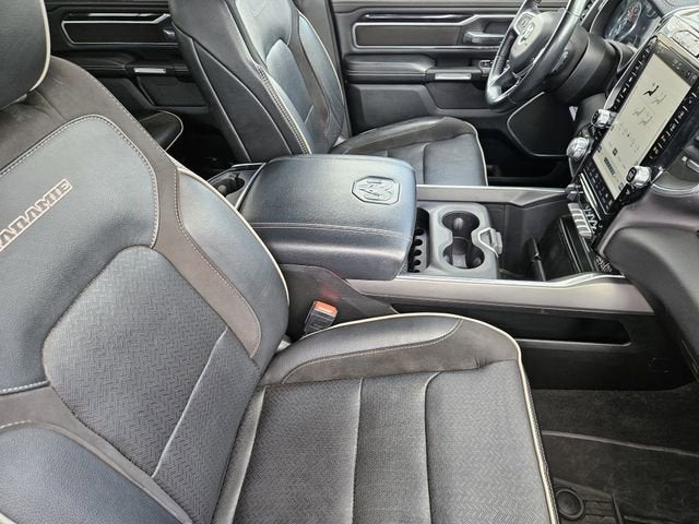 2022 RAM 1500 Laramie Crew Cab 4x4 5'7" Box