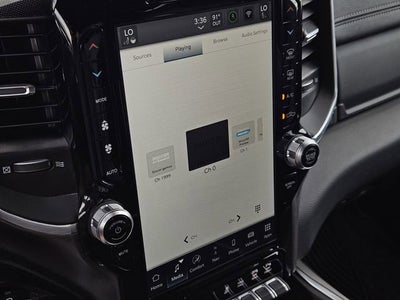 2022 RAM 1500 Laramie Crew Cab 4x4 5'7" Box