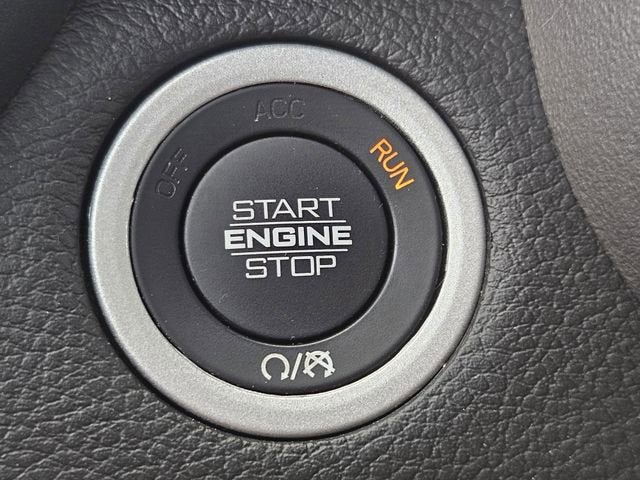 2022 RAM 1500 Laramie Crew Cab 4x4 5'7" Box