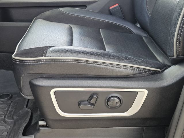 2022 RAM 1500 Laramie Crew Cab 4x4 5'7" Box