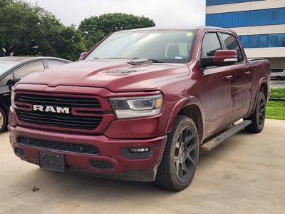 2019 RAM 1500 Laramie Crew Cab 4x4 5'7" Box