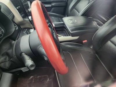2019 RAM 1500 Laramie Crew Cab 4x4 5'7" Box