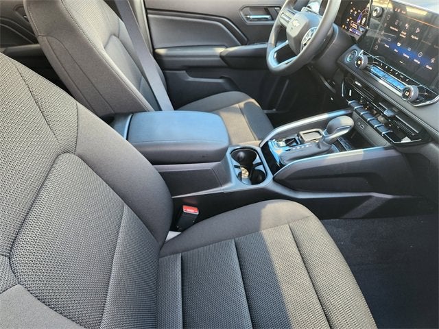 2025 Chevrolet Colorado WT/LT