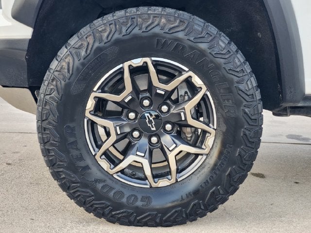 2023 Chevrolet Colorado ZR2 - Photo 10
