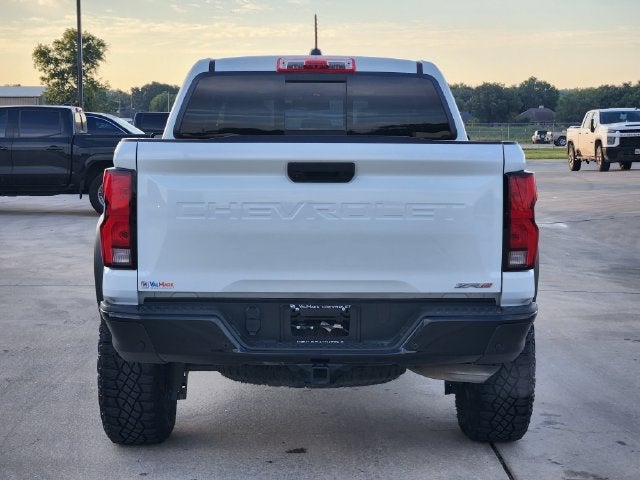 2023 Chevrolet Colorado ZR2 - Photo 6