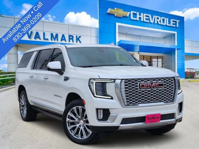 2021 GMC Yukon Denali 2WD's photo