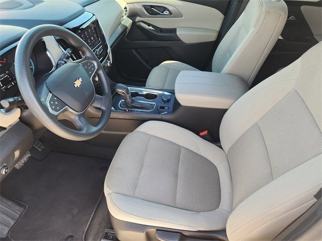 2022 Chevrolet Traverse LS