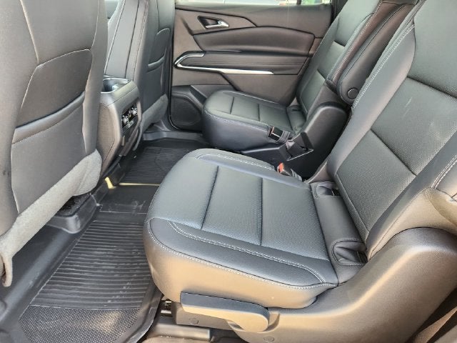 2027 Chevrolet Traverse LT - Photo 19