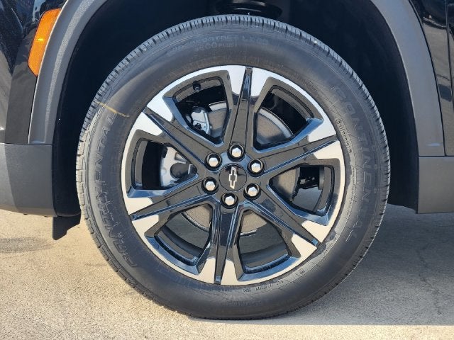 2027 Chevrolet Traverse LT - Photo 7