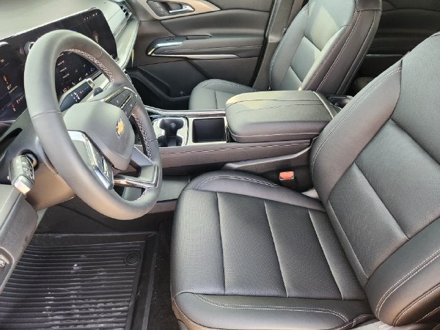 2027 Chevrolet Traverse LT - Photo 9