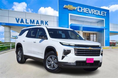 2025 Chevrolet Traverse LT