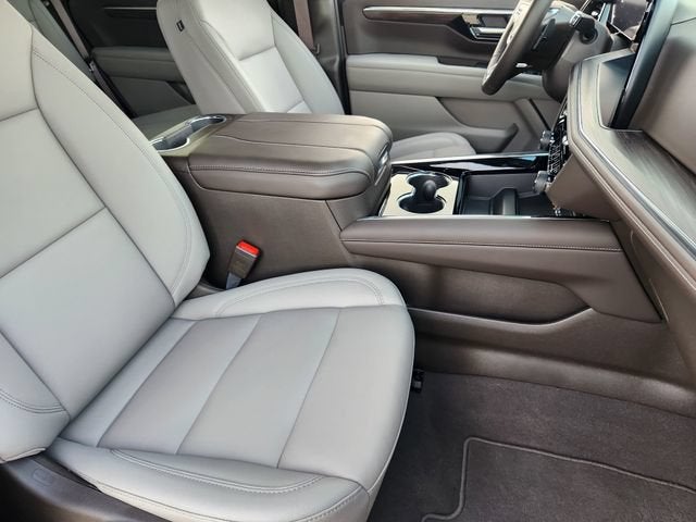 2026 Chevrolet Tahoe LT - Photo 10
