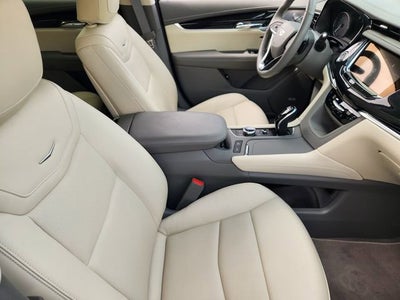 2025 Cadillac XT6 Premium Luxury
