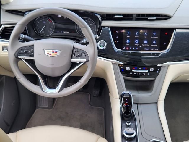 2025 Cadillac XT6 Premium Luxury