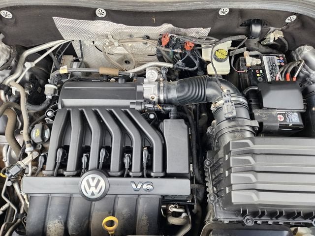 2022 Volkswagen Atlas Cross Sport 3.6L V6 SE w/Technology