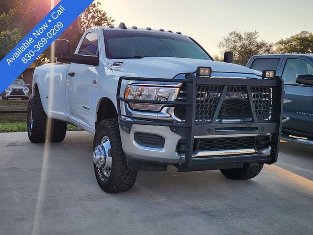 2022 RAM 3500 Tradesman 4X4 Regular cab's photo