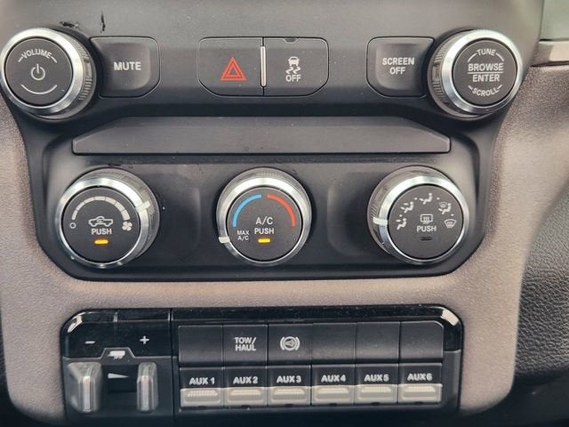 2024 RAM 2500 Tradesman Crew Cab 4x4 6'4" Box