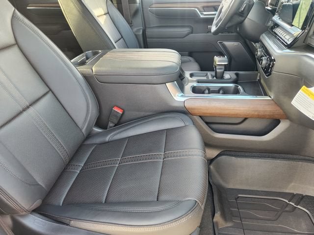 2026 Chevrolet Silverado 1500 High Country - Photo 10