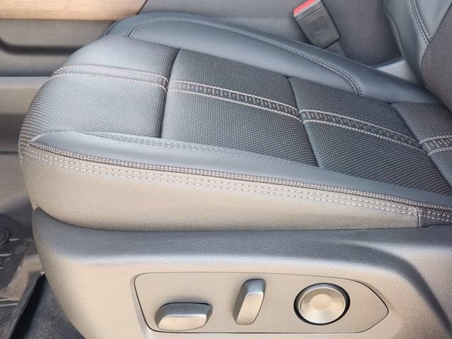 2026 Chevrolet Silverado 1500 High Country - Photo 17