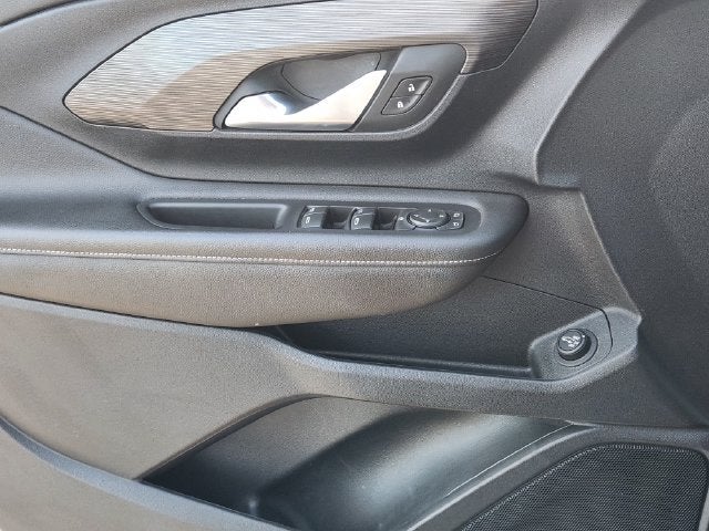 2022 GMC Terrain SLE - Photo 23