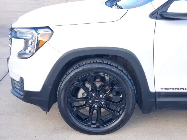 2022 GMC Terrain SLE - Photo 9