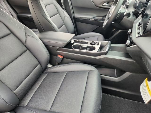 2026 Chevrolet Equinox LT - Photo 10