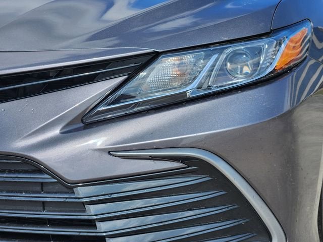 2024 Toyota Camry Hybrid LE