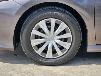 2024 Toyota Camry Hybrid LE