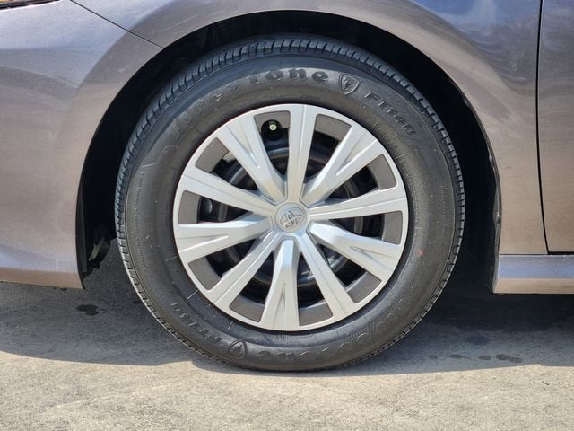 2024 Toyota Camry Hybrid LE