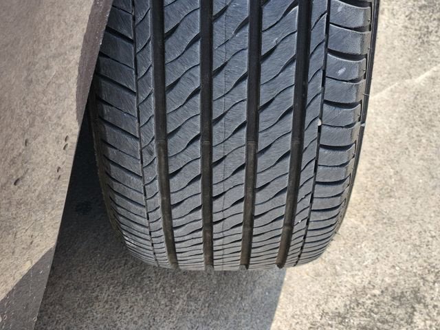 2024 Toyota Camry Hybrid LE