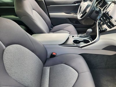 2024 Toyota Camry Hybrid LE