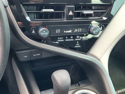 2024 Toyota Camry Hybrid LE