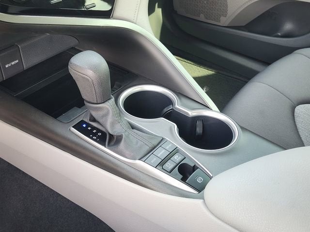 2024 Toyota Camry Hybrid LE