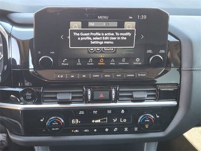 2023 Nissan Pathfinder SL