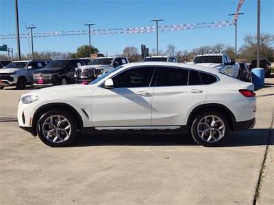 2022 BMW X4 xDrive30i