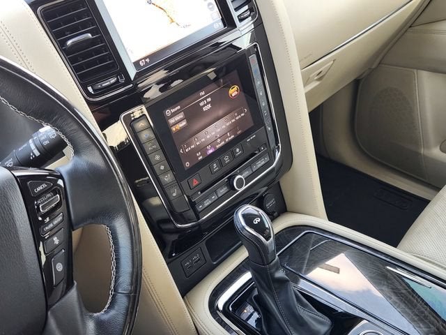 2021 INFINITI QX80 LUXE