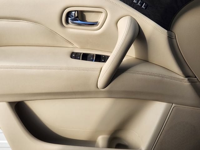 2021 INFINITI QX80 LUXE