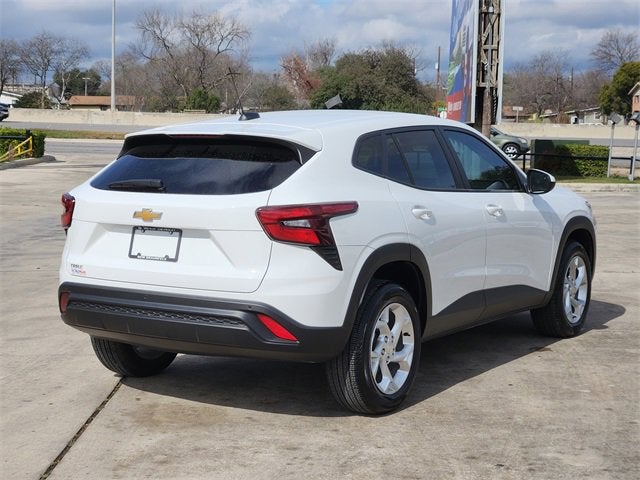 2025 Chevrolet Trax LS