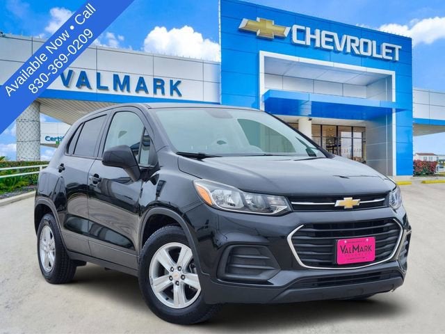 2021 Chevrolet Trax LS's photo
