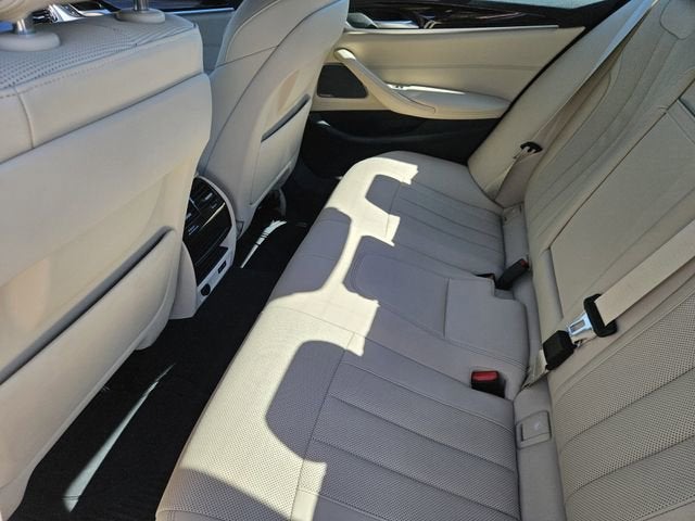 2023 BMW 540 i xDrive